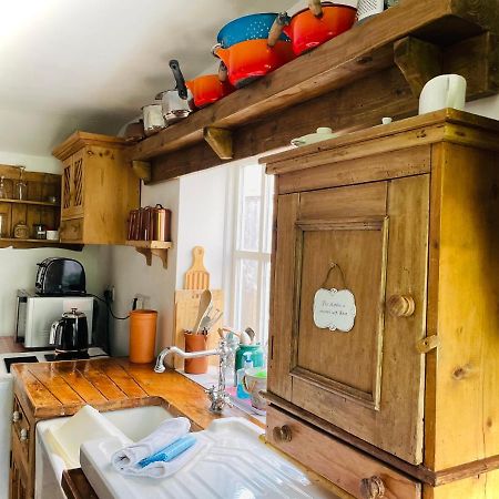 The Beehive, Ground Floor Apartment In Norfolk, No Shared Amenities Downham Market Ngoại thất bức ảnh