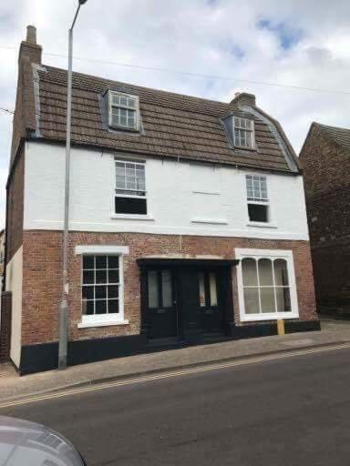 The Beehive, Ground Floor Apartment In Norfolk, No Shared Amenities Downham Market Ngoại thất bức ảnh
