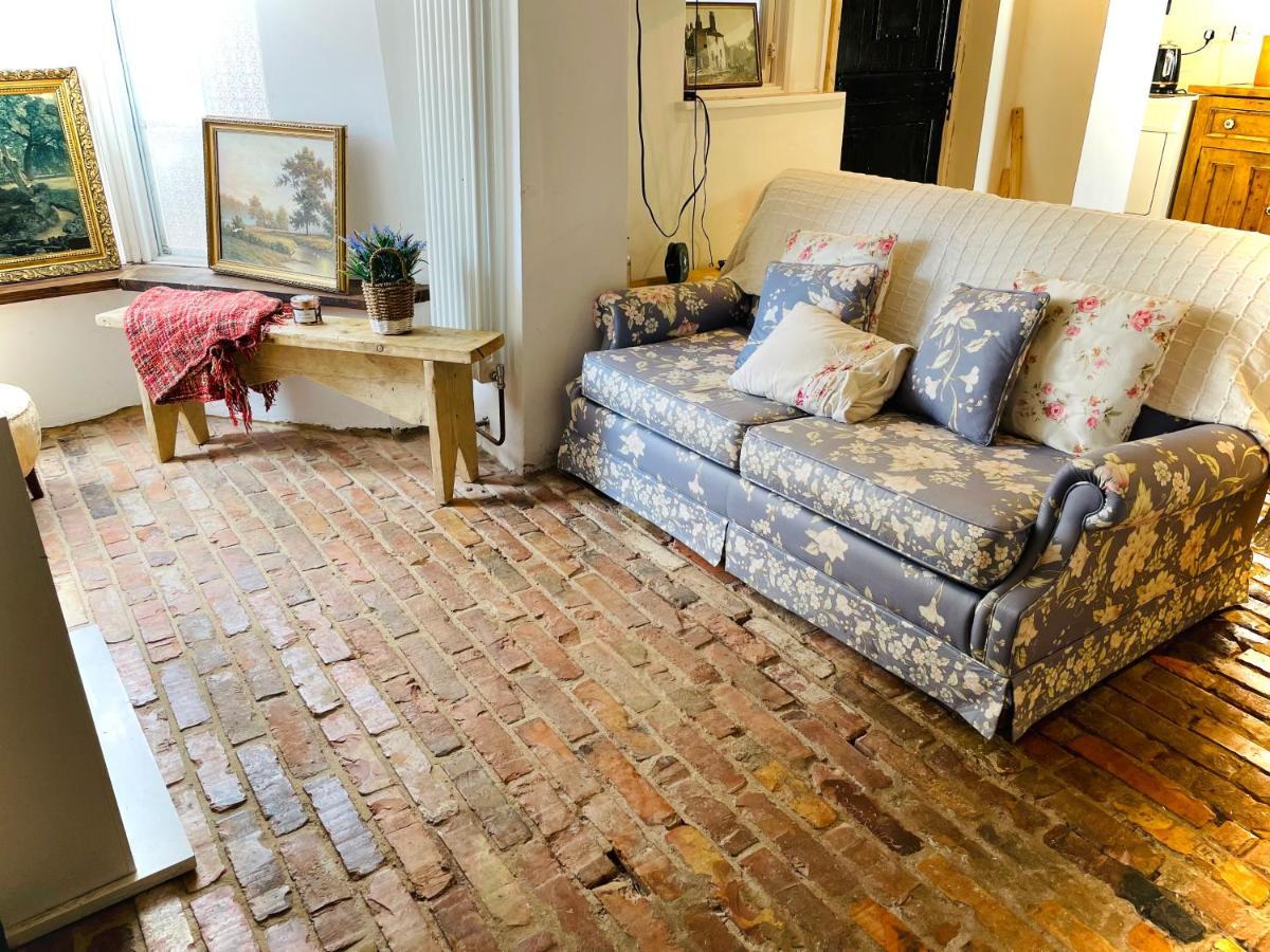 The Beehive, Ground Floor Apartment In Norfolk, No Shared Amenities Downham Market Ngoại thất bức ảnh